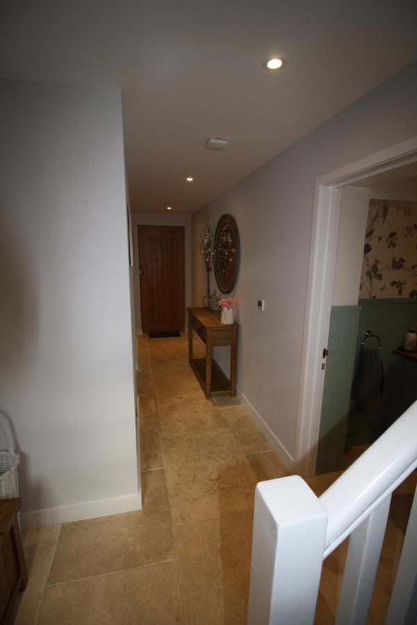 Ryefield Cottage - Luxurious Self-Catered Holiday Cottage With A Log Burner Чичестър Екстериор снимка