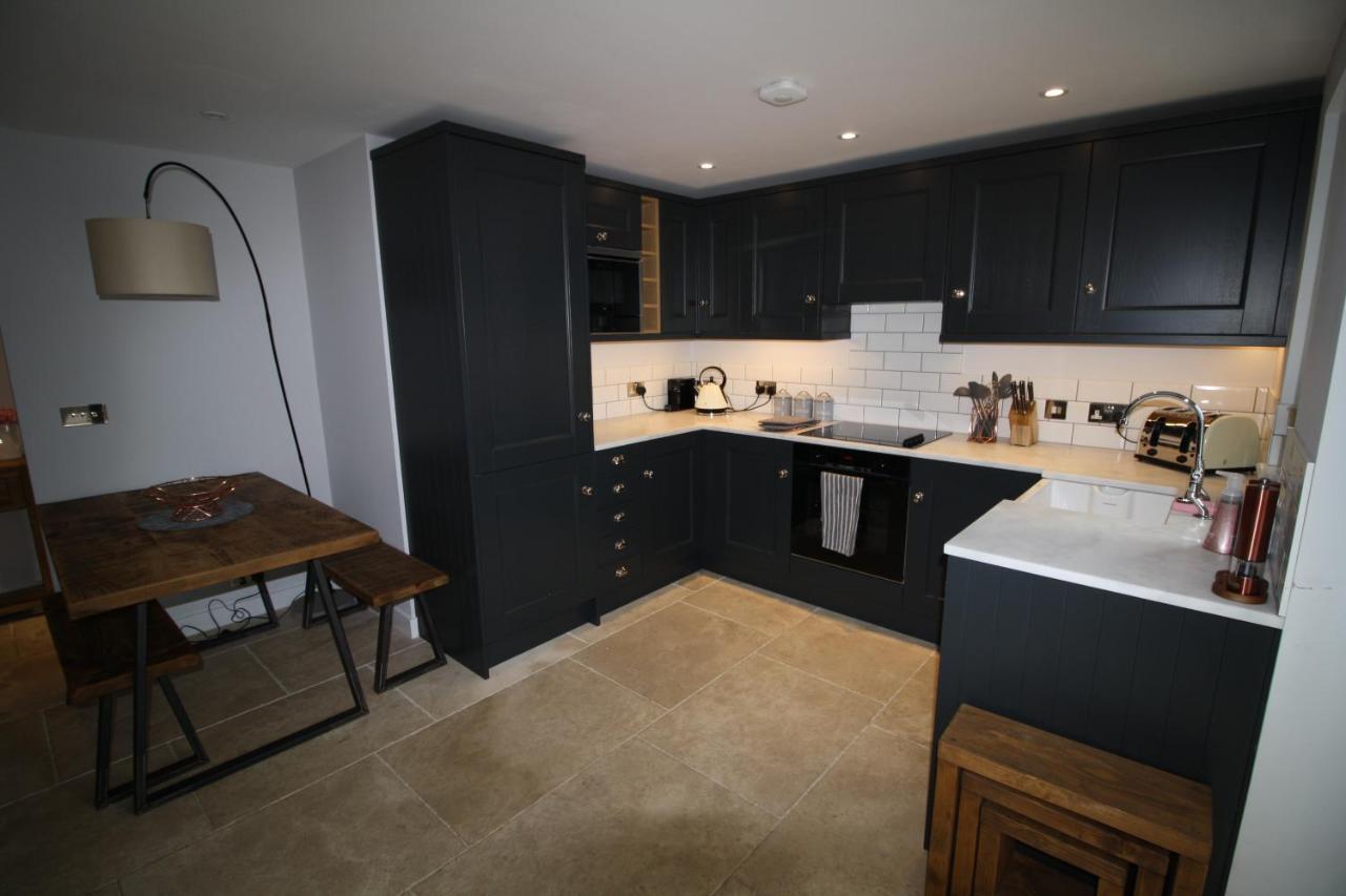Ryefield Cottage - Luxurious Self-Catered Holiday Cottage With A Log Burner Чичестър Екстериор снимка